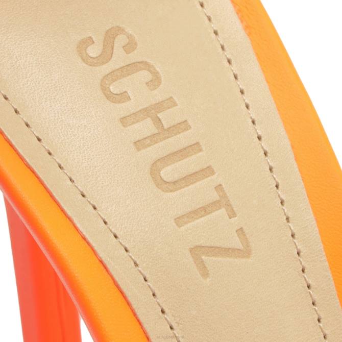 bei Schutz Fabienne-Sandale aus Stretchleder und Vinyl orange D60T296