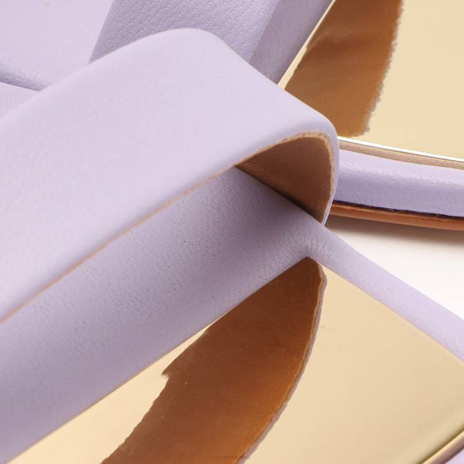 bei Schutz Sandale aus Aruana-Nappaleder rauchige Traube D60T345