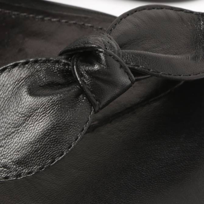 bei Schutz Sandale aus Nappaleder Schwarz D60T603