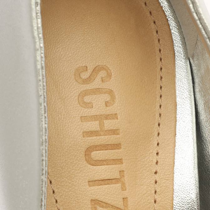 bei Schutz Lou-Pumps aus Metallic-Leder Silber D60T704