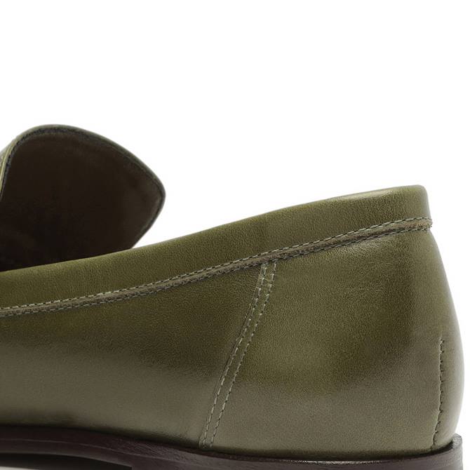 bei Schutz Desmond Caseina flach Militärgrün D60T595