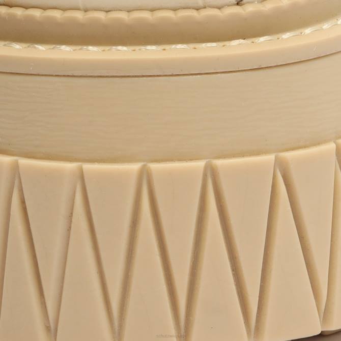 bei Schutz Flache Schuhe aus Viola-Leder mit Krokodilprägung Eierschale D60T597