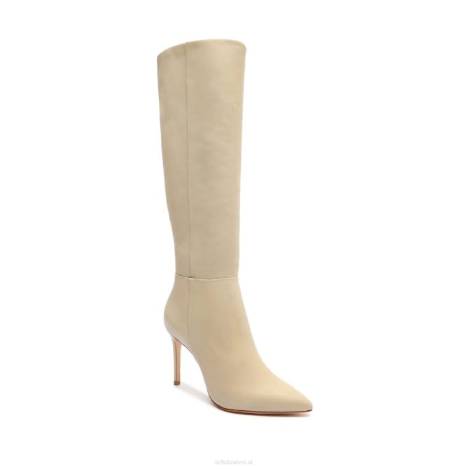 bei Schutz Mikki, Boot hoch Auster D60T823