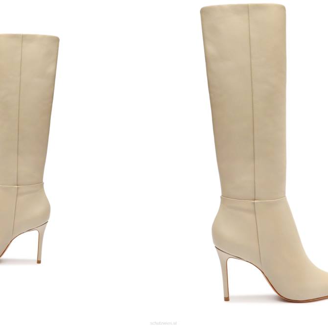 bei Schutz Mikki, Boot hoch Auster D60T823