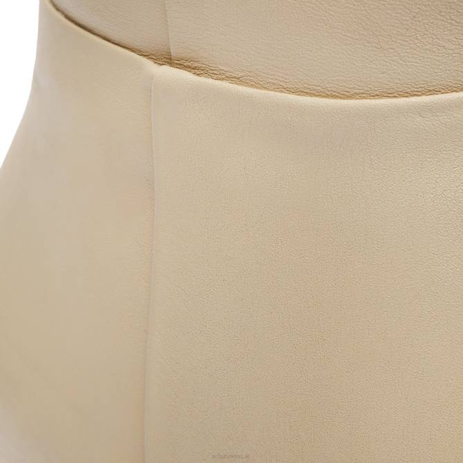 bei Schutz Mikki, Boot hoch Auster D60T823